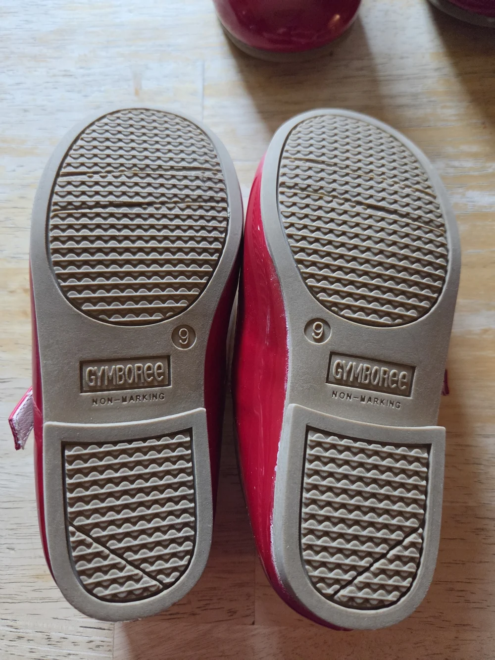 Gymboree Girls' Red Patent Mary Jane Shoes with Bow